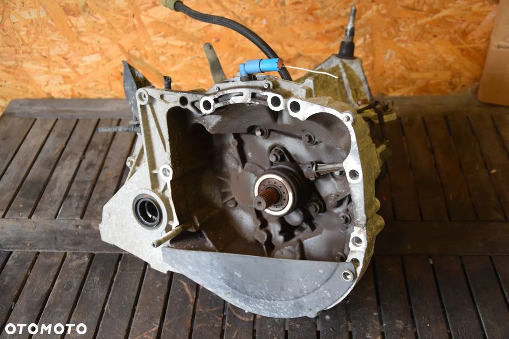 Renault Clio III 3 1.2 Skrzynia biegów manualna JH3-128 JH3128 tylko 78,000km - 1