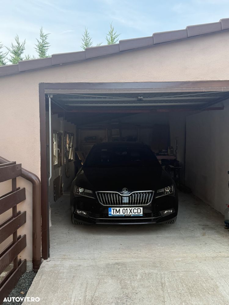 Skoda Superb 2.0 TSI DSG 4X4 Laurin & Klement - 3