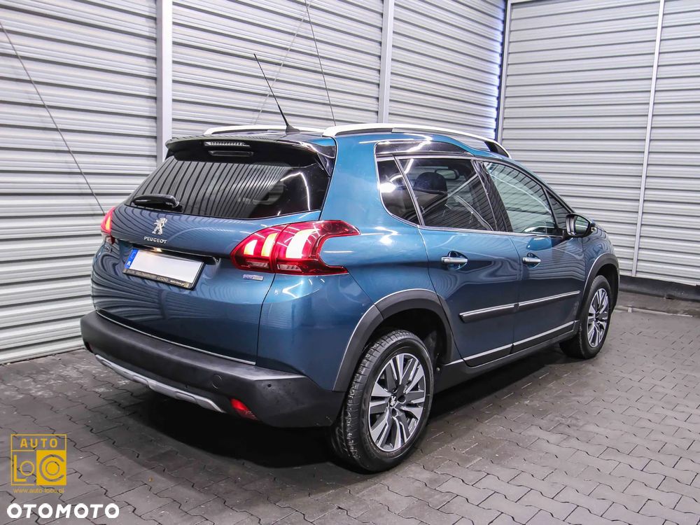 Peugeot 2008 1.2 Pure Tech Allure S&S - 8