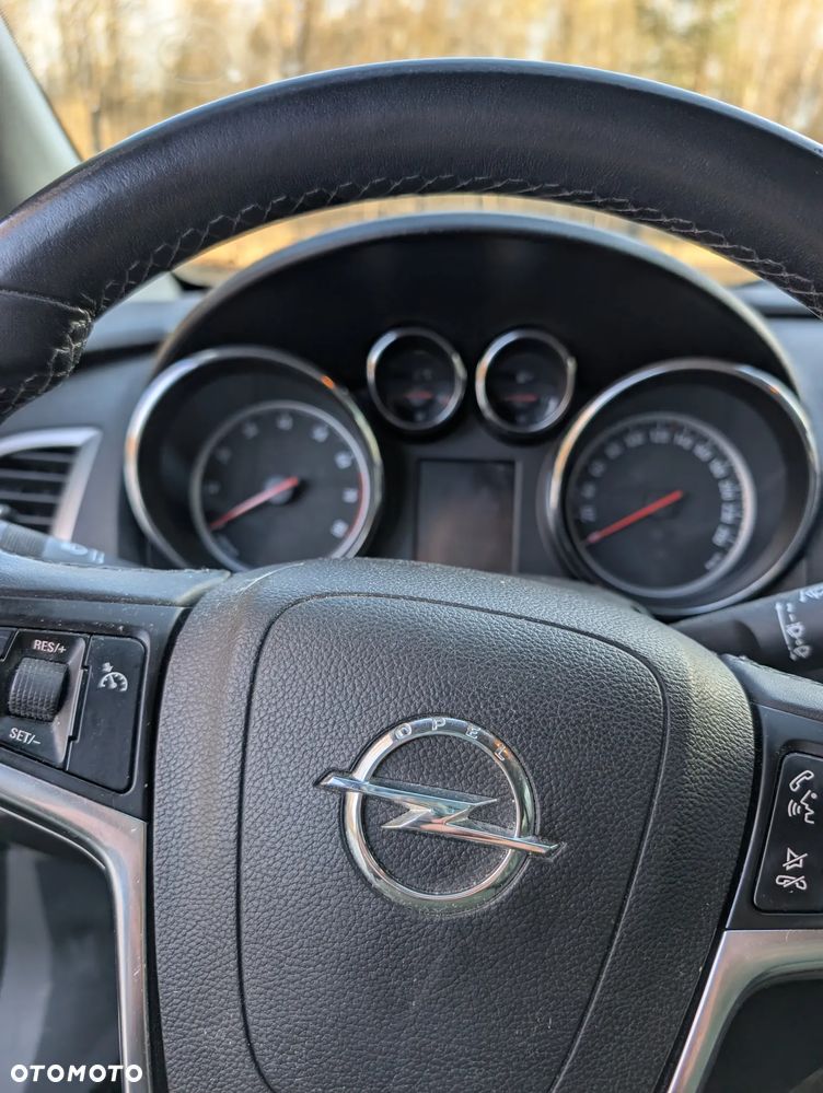 Opel Astra 1.6 Cosmo EasyTronic - 8