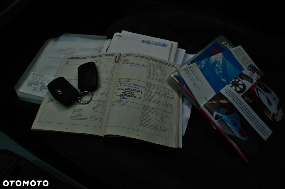 Ford Kuga 2.5 4x4 Titanium - 17