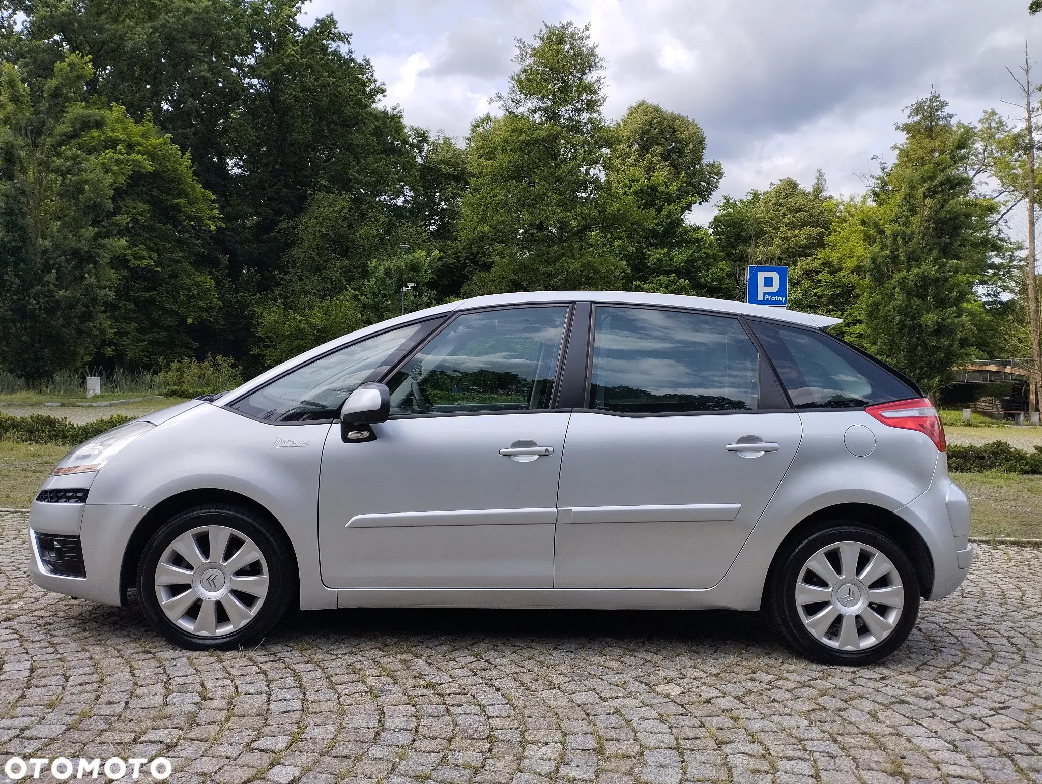 Citroën C4 Picasso 1.6 HDi FAP Exclusive - 6