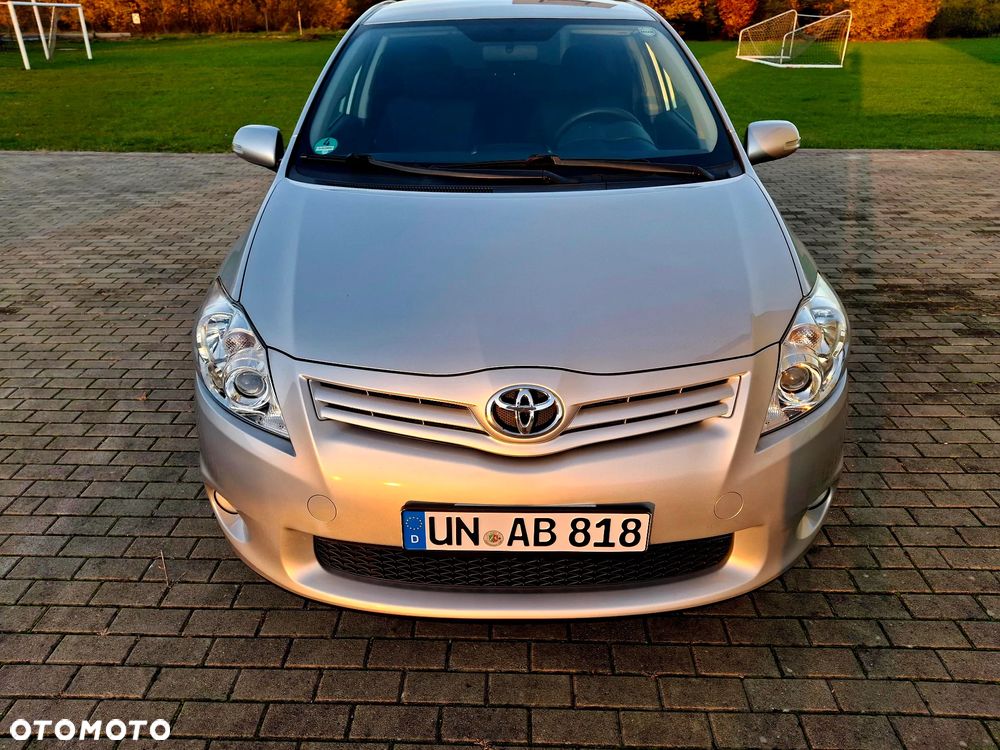 Toyota Auris 1.6 Executive - 13