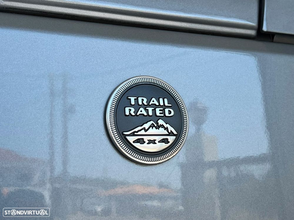 Jeep Wrangler - 8