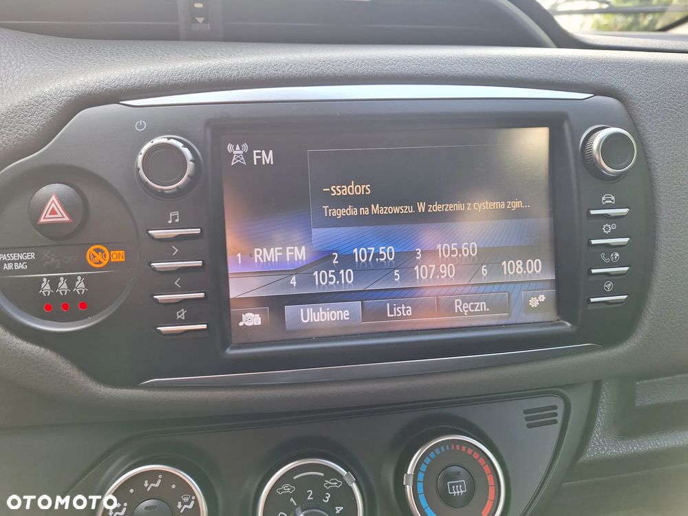 Toyota Yaris 1.5 Premium - 16