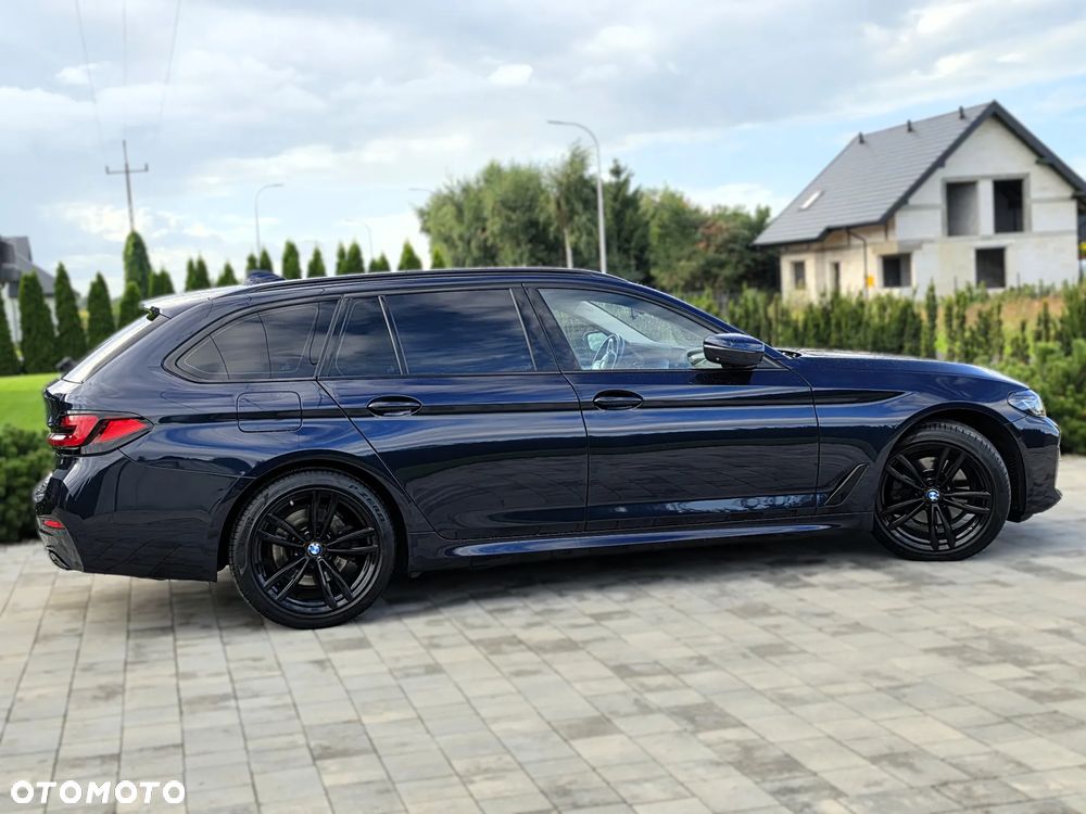 BMW Seria 5 520d xDrive M Sport sport - 18