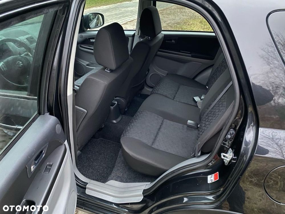 Suzuki SX4 1.6 VVT 4x2 Limited - 12