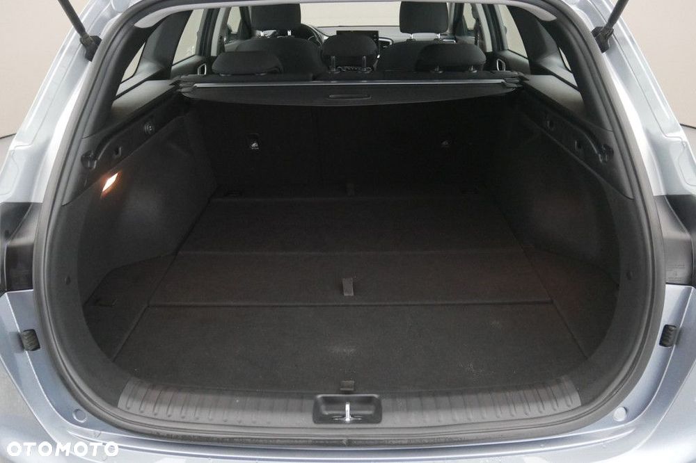 Kia Ceed 1.5 T-GDI M - 16