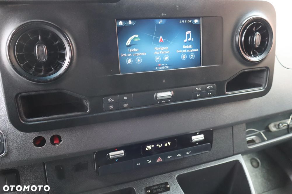 Mercedes-Benz Sprinter 319 - 22