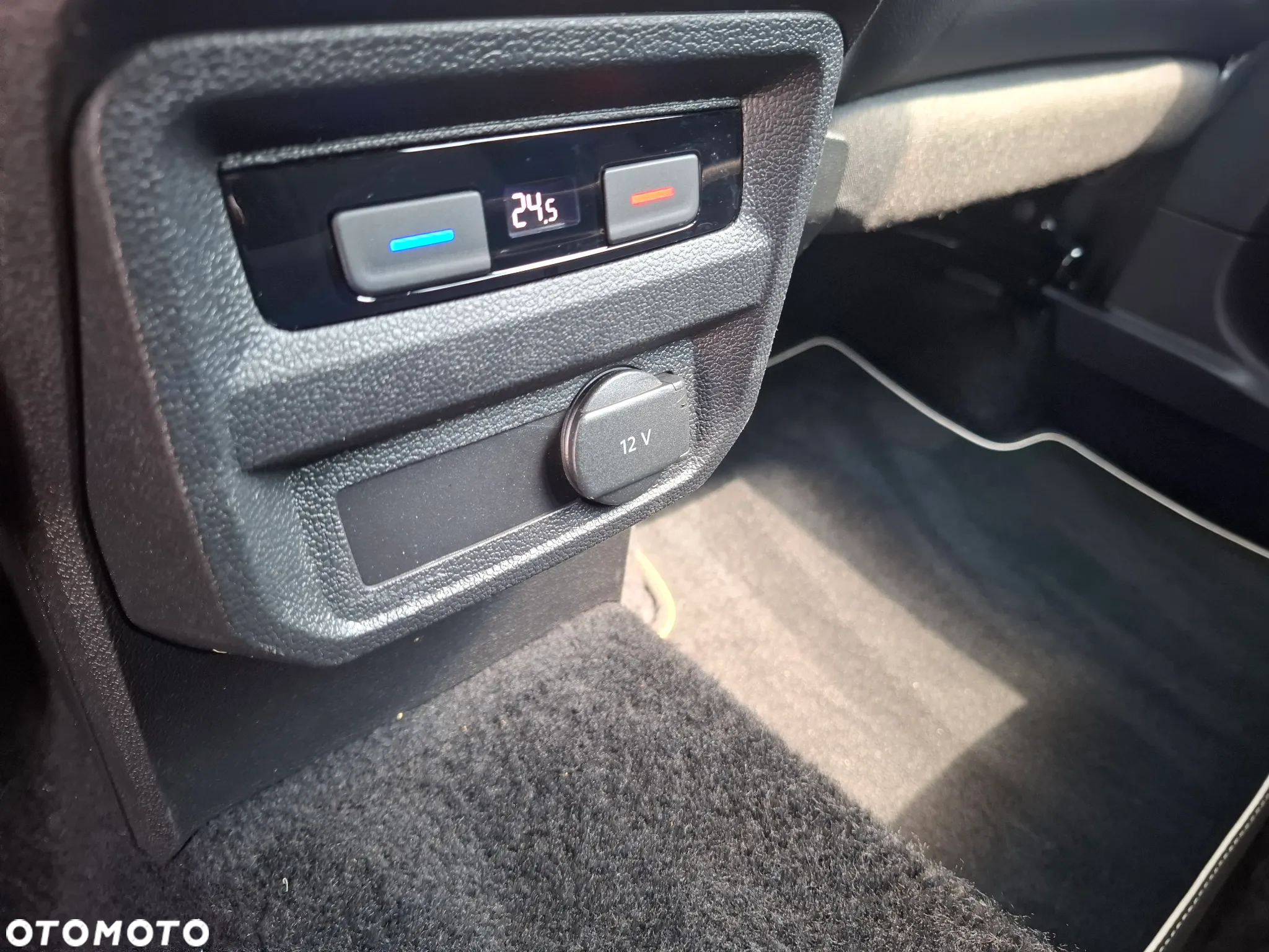 Volkswagen Tiguan 2.0 TDI BMT SCR Comfortline - 34