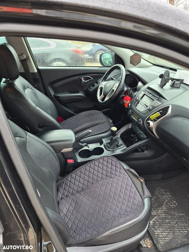 Hyundai ix35 2.0 MPI 4WD GLS Premium+ - 9