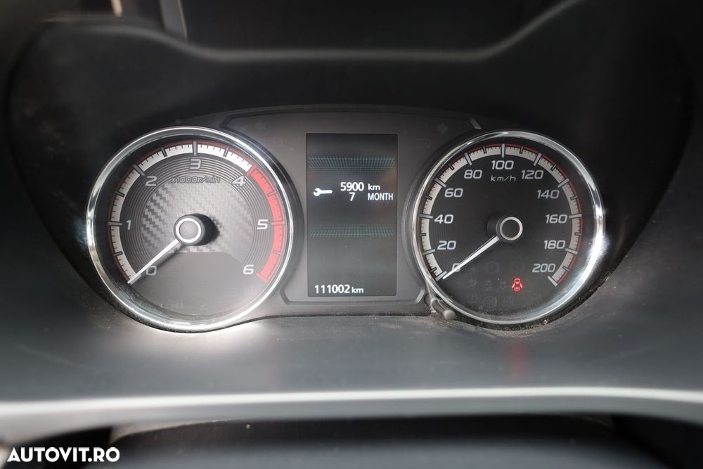Mitsubishi L200 - 18
