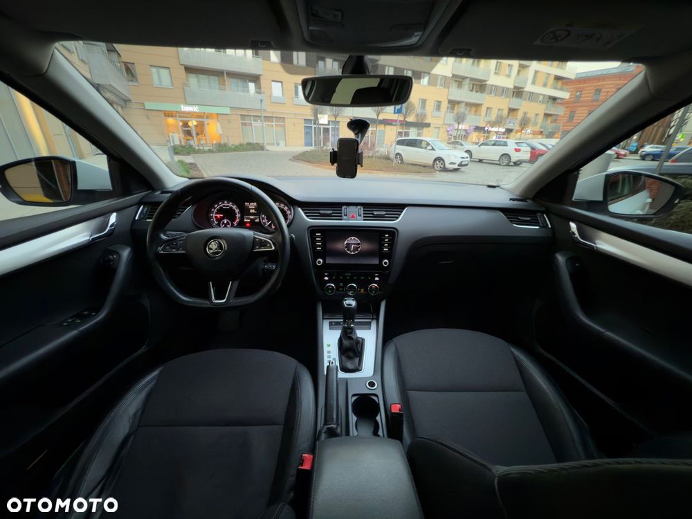 Skoda Octavia 1.6 TDI DSG Style - 5