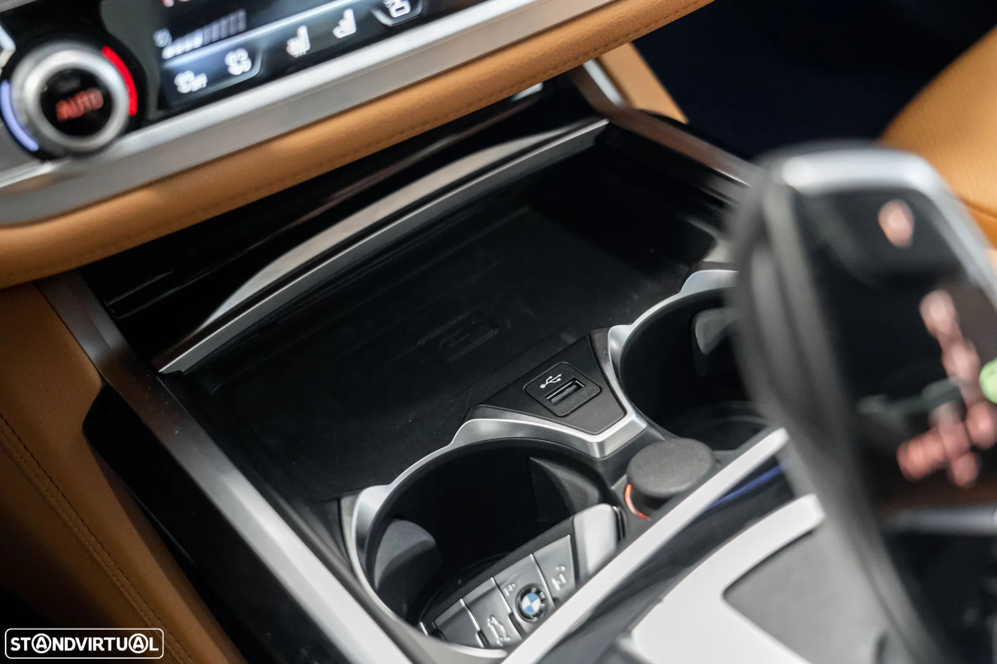 BMW 750 d xDrive Pack M Auto - 24