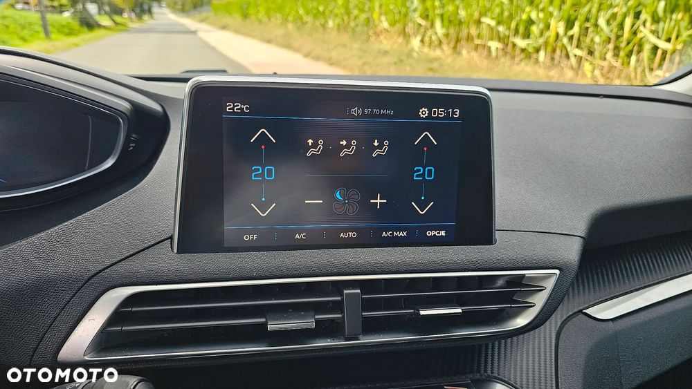 Peugeot 5008 - 25