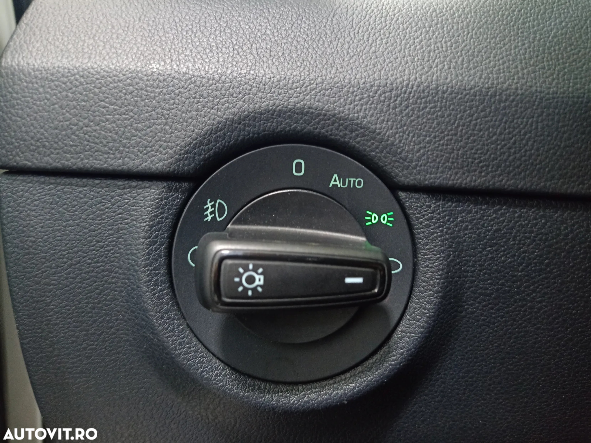 Skoda Octavia 1.6 TDI Ambition - 10