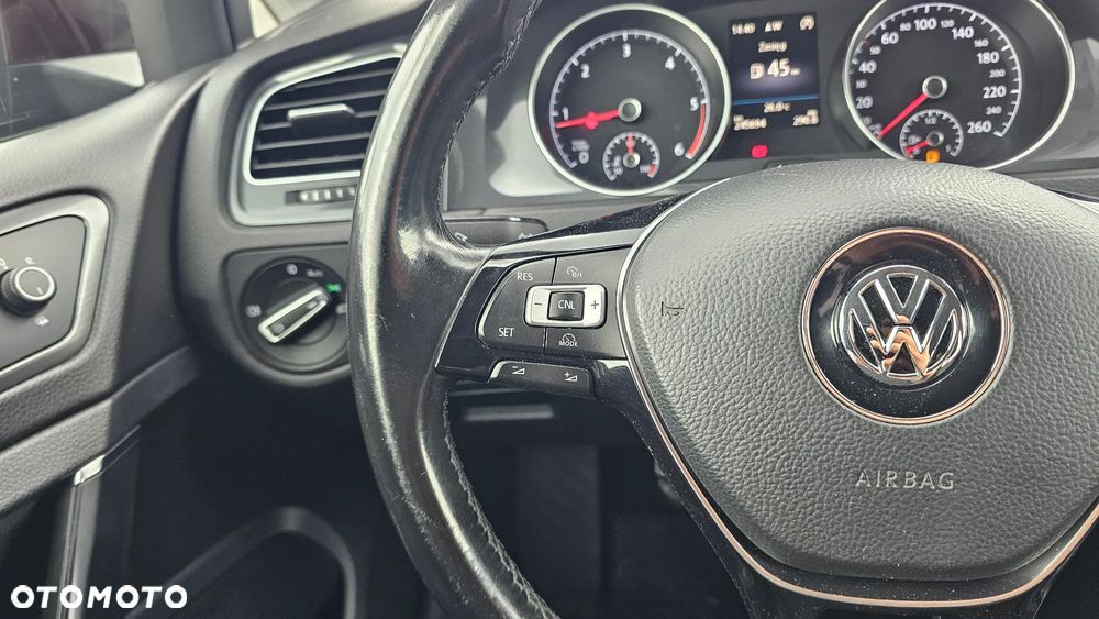 Volkswagen Golf 1.6 TDI BMT Comfortline - 13
