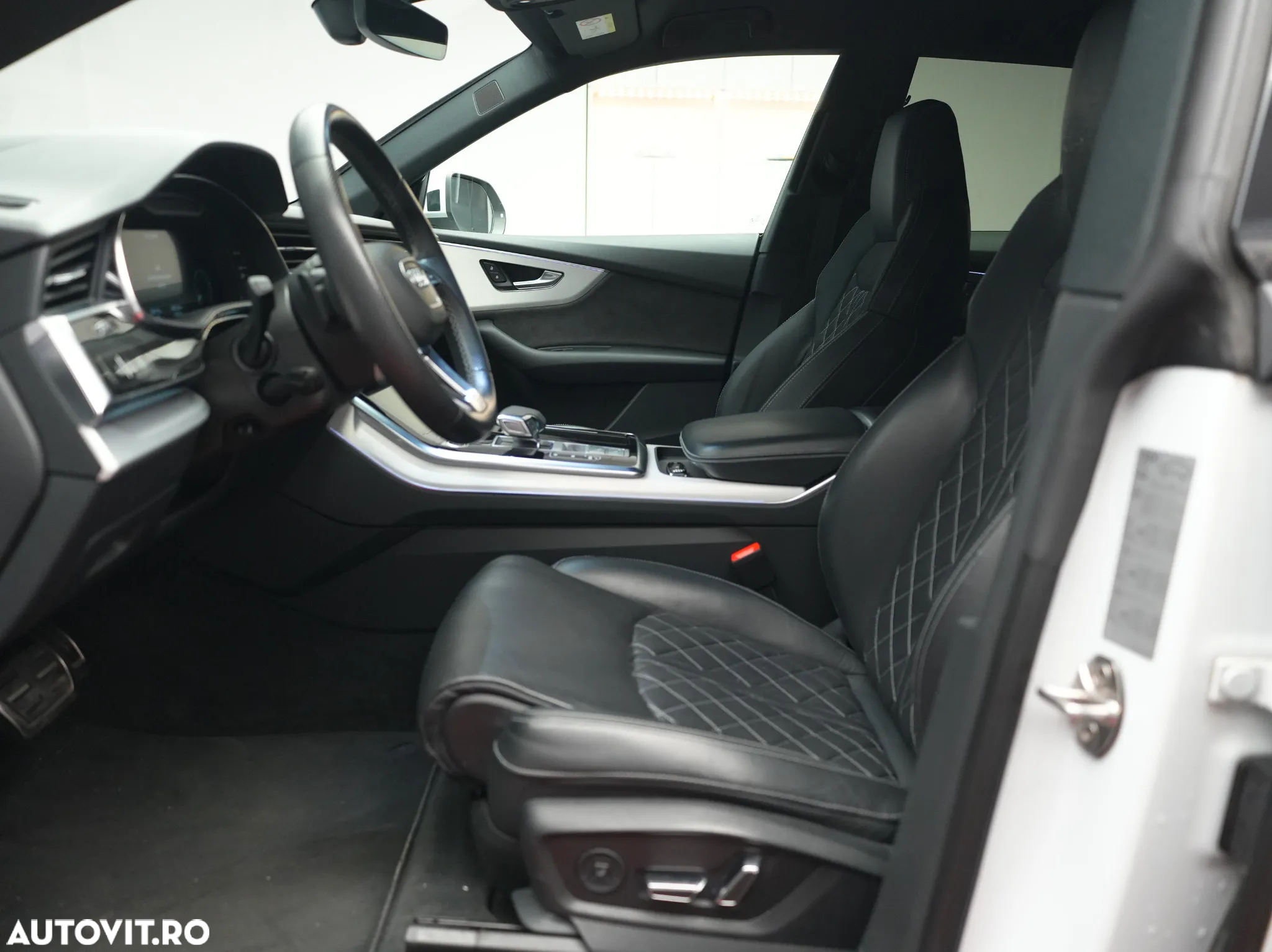 Audi Q8 - 14