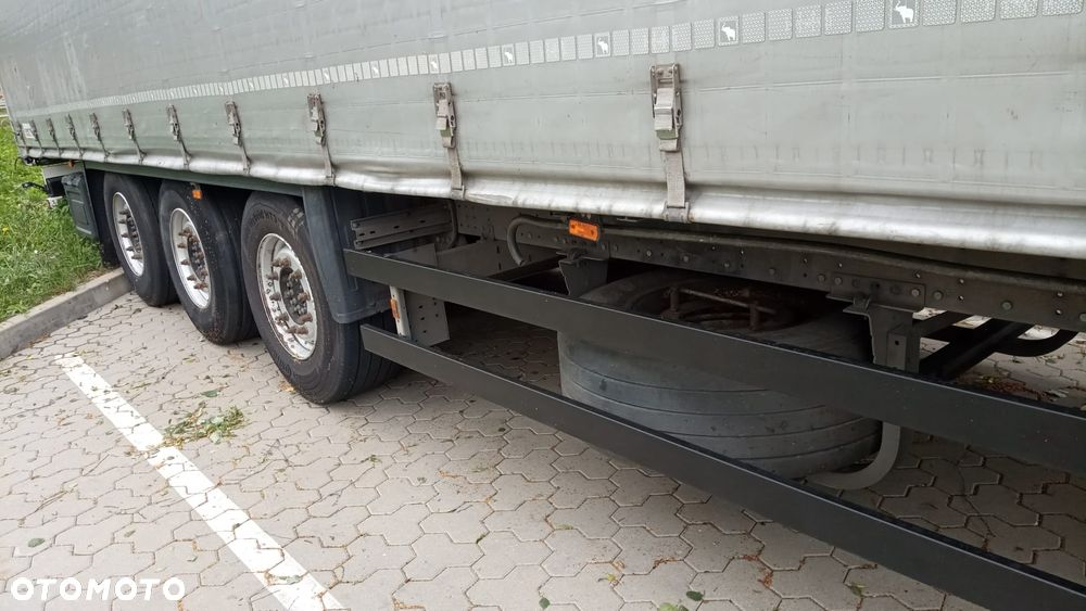 Schmitz Cargobull SCB S3T - 4