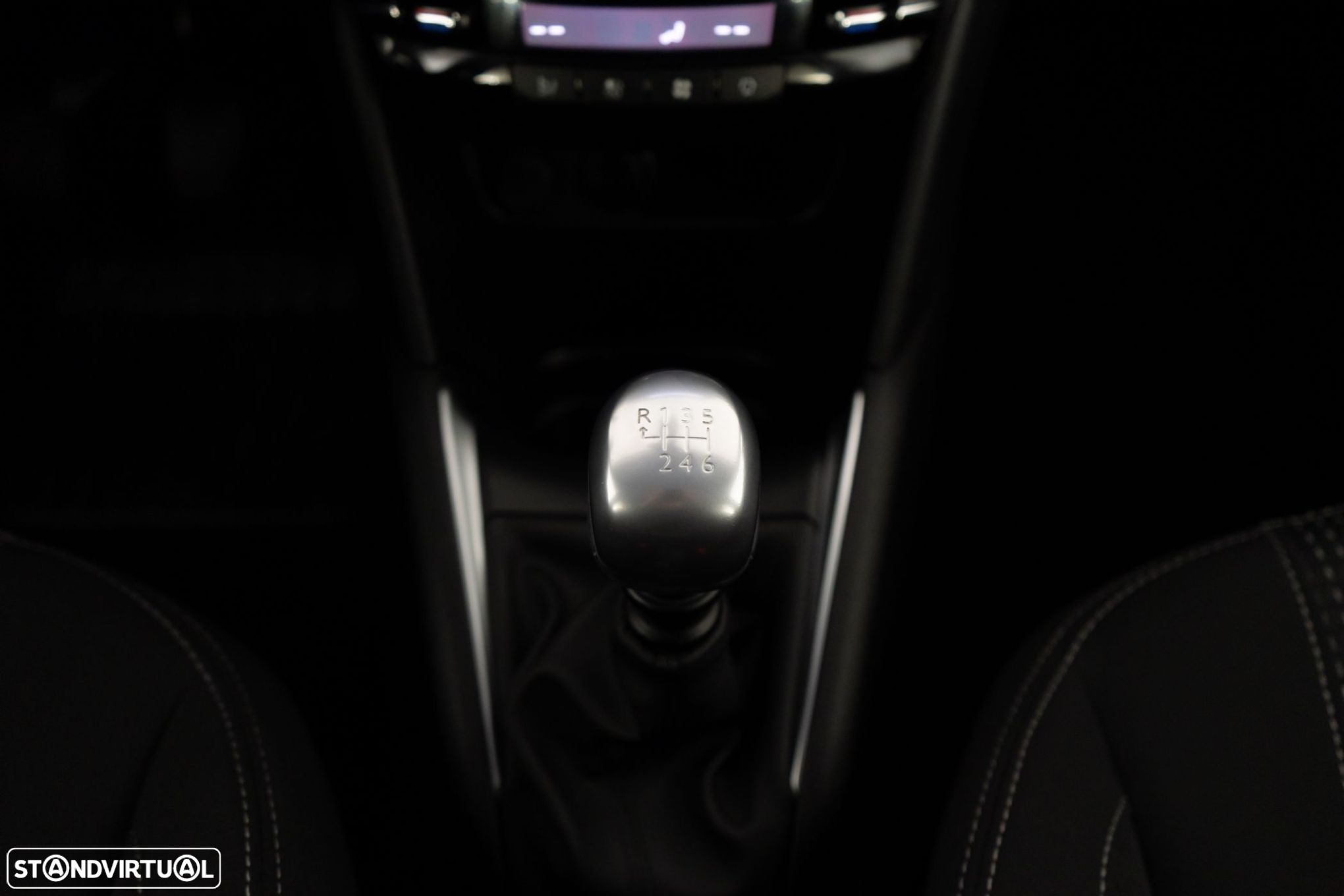 Peugeot 208 1.2 PureTech Style - 23