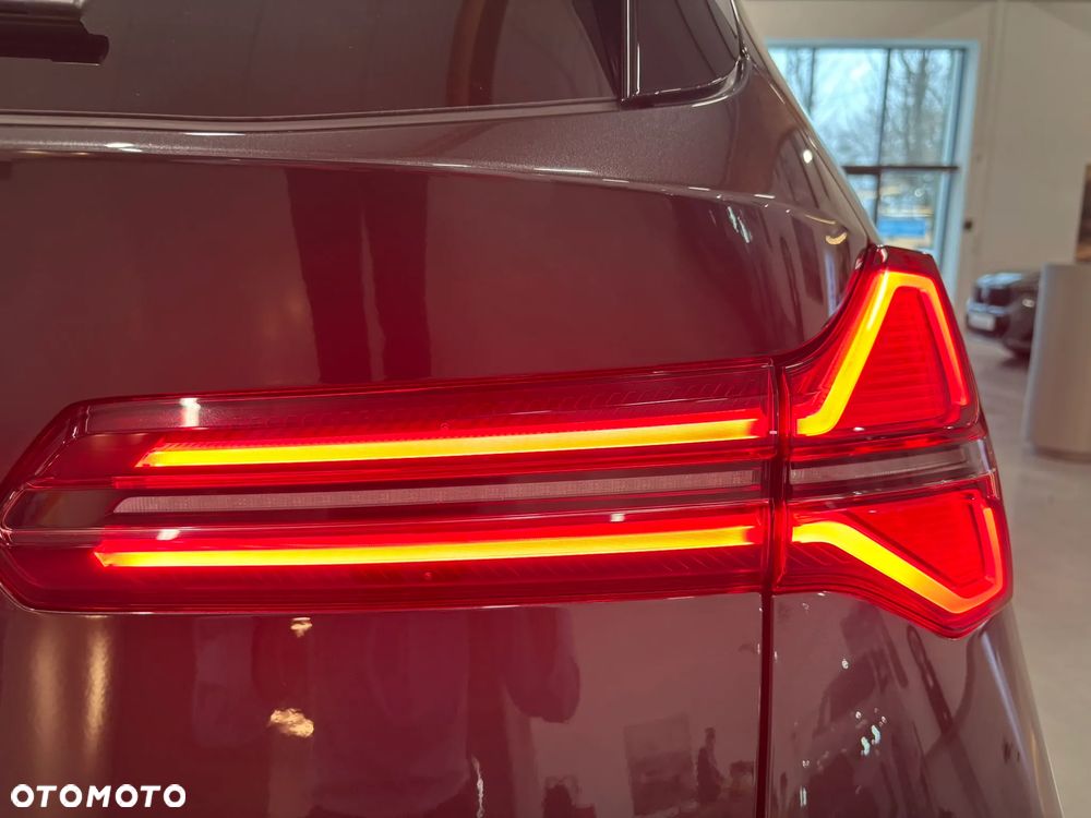 BMW X3 xDrive20d mHEV - 26