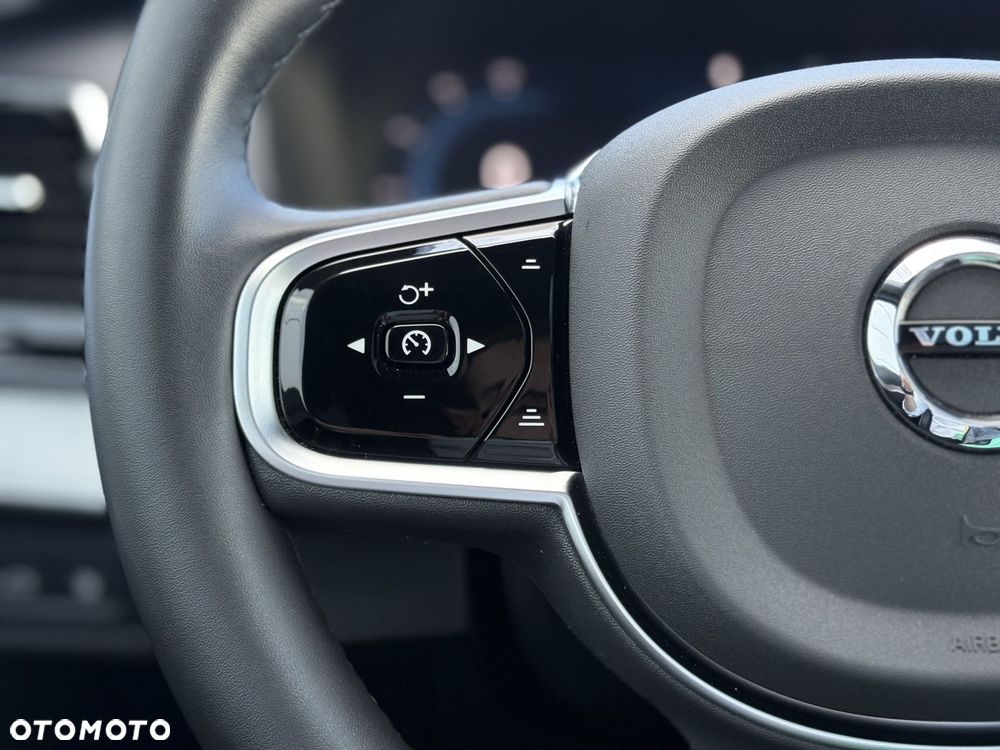 Volvo XC 90 - 7