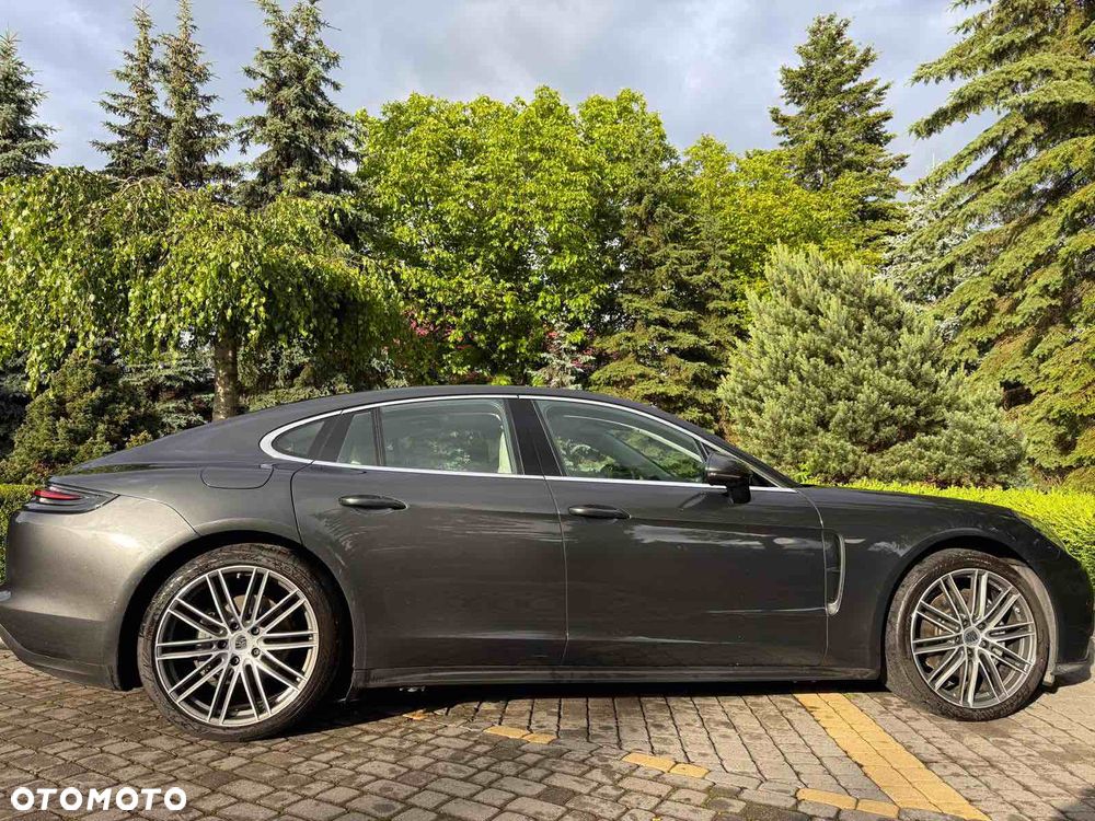 Porsche Panamera - 5