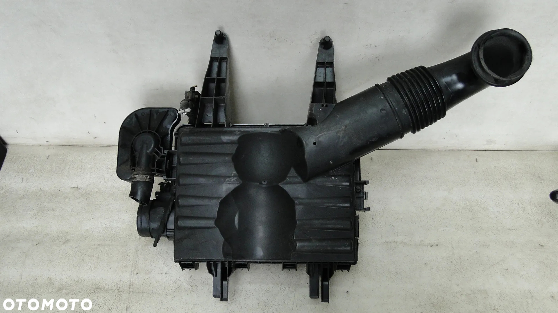 VW CRAFTER OBUDOWA FILTRA POWIETRZA PRZEPŁYWOMIERZ 2.0TDI - 6