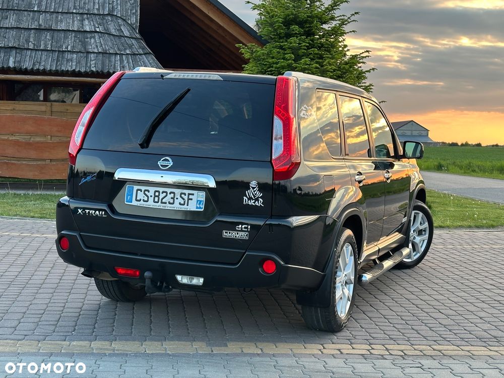 Nissan X-Trail 2.0 dCi 4x4 DPF Platinum - 16