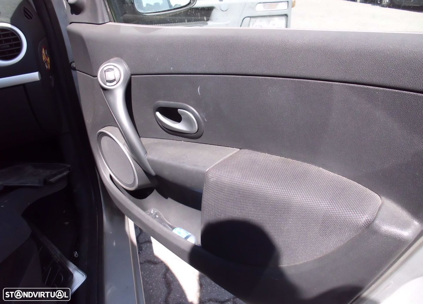 Peças Renault Clio III 2005 a 2010 - 39