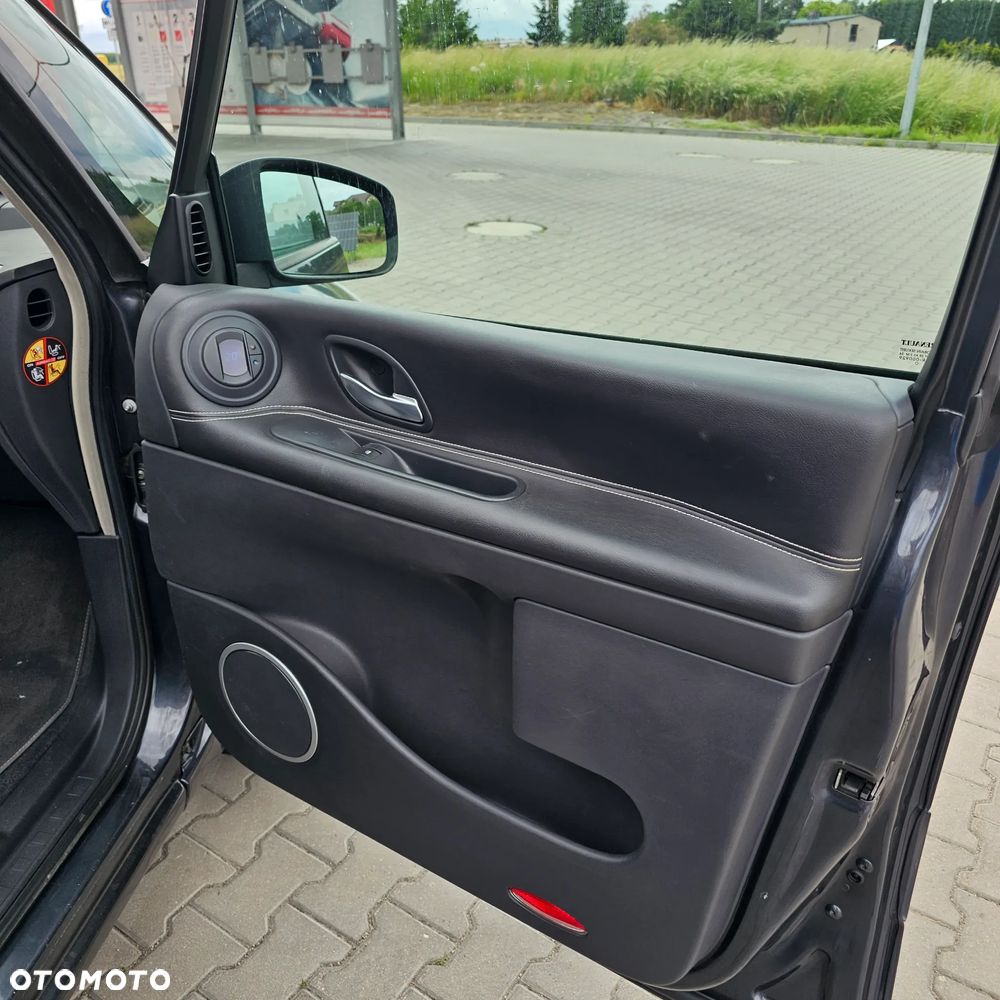Renault Grand Espace 2.0 dCi FAP Navitech - 13