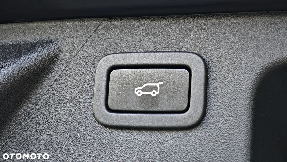 Land Rover Discovery Sport - 37