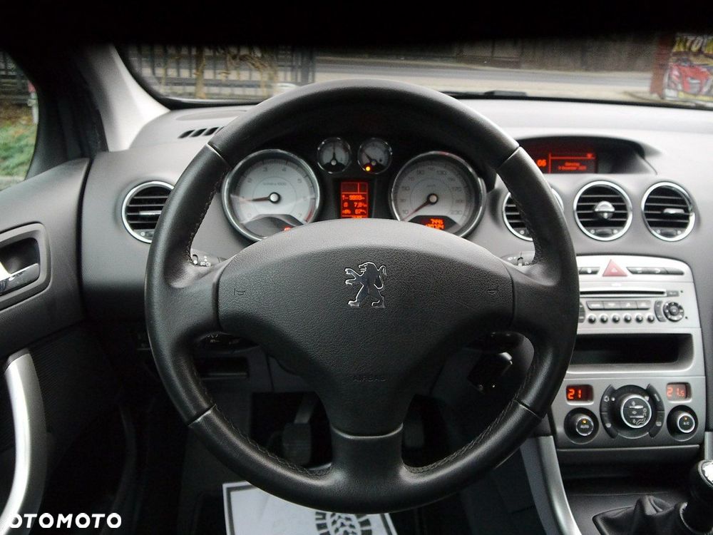 Peugeot 308 1.6 Premium - 17
