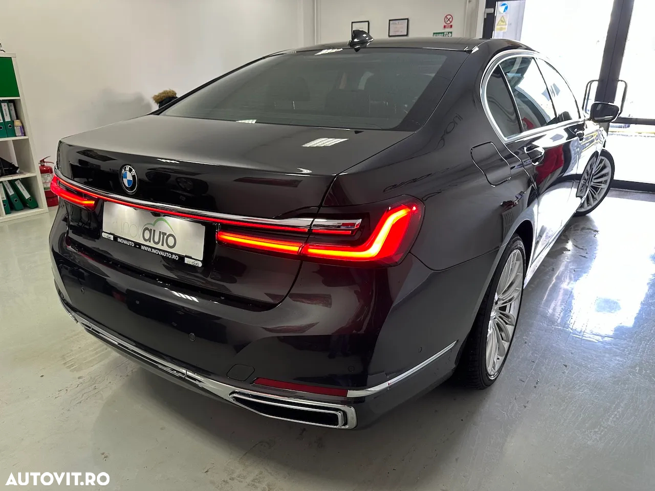 BMW Seria 7 740Li xDrive - 5