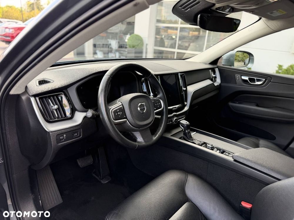 Volvo XC 60 T6 AWD Momentum - 11