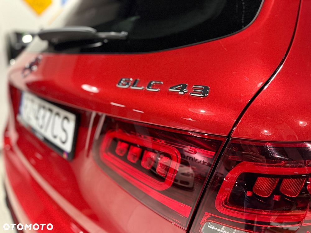 Mercedes-Benz GLC - 7