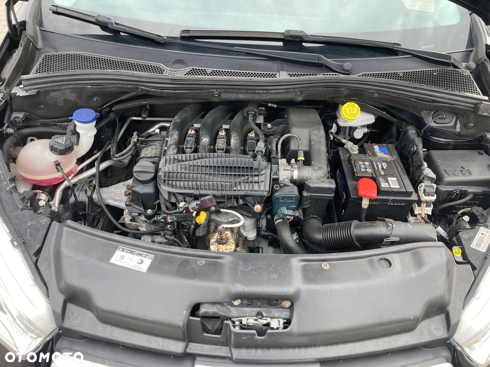 Peugeot 208 1.2 PureTech Style - 9