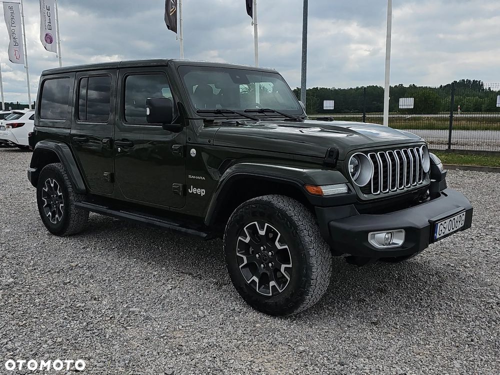 Jeep Wrangler Unlimited GME 2.0 Turbo Sahara - 3