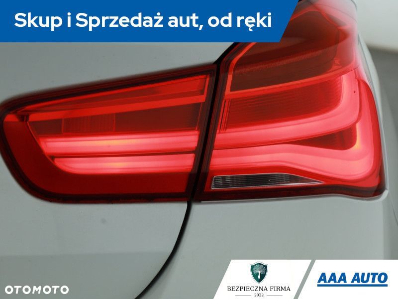 BMW Seria 1 - 15