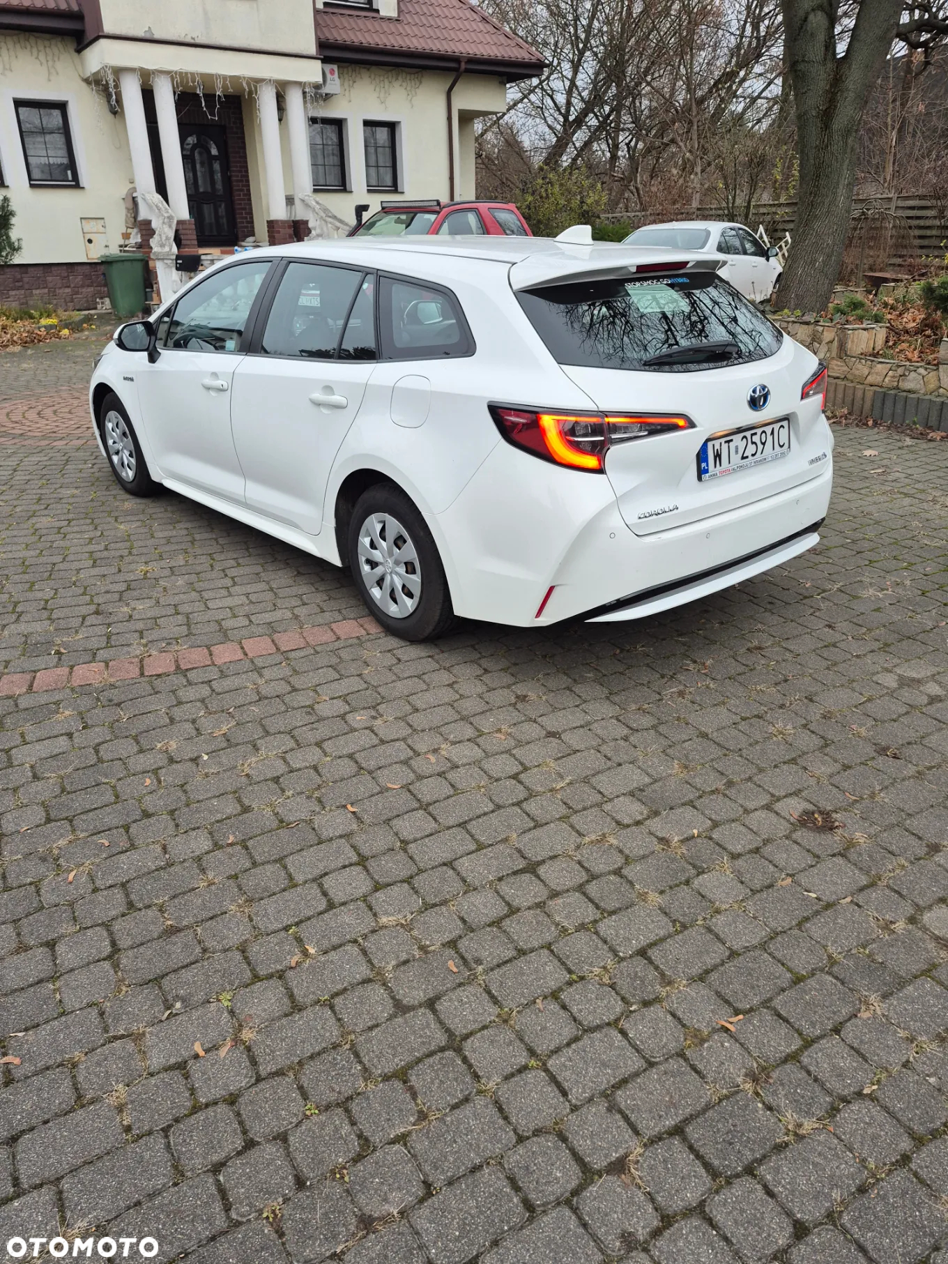 Toyota Corolla 1.8 Hybrid Comfort - 26