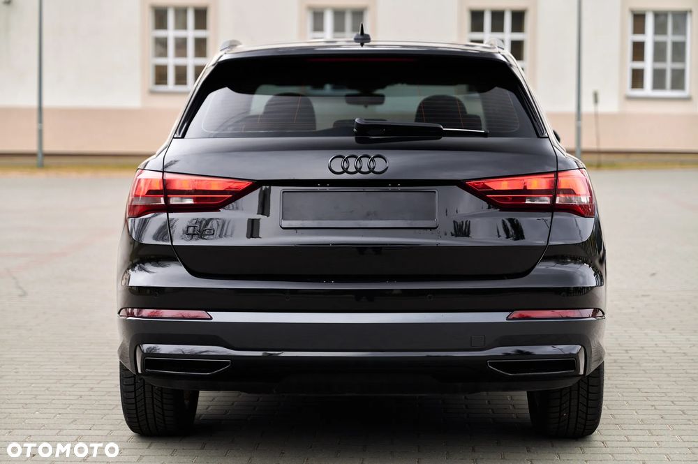 Audi Q3 35 TFSI S tronic - 13