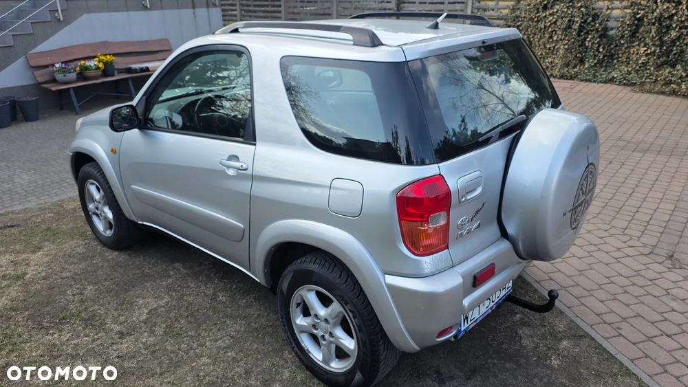 Toyota RAV4 4x4 Sol - 23