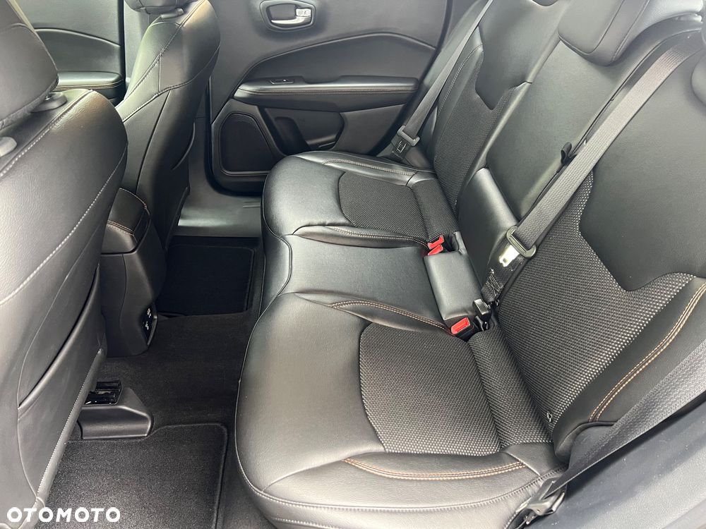 Jeep Compass 1.4 MultiAir Limited - 16