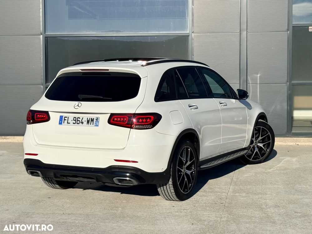Mercedes-Benz GLC 300 d 4Matic 9G-TRONIC AMG Line Plus - 3