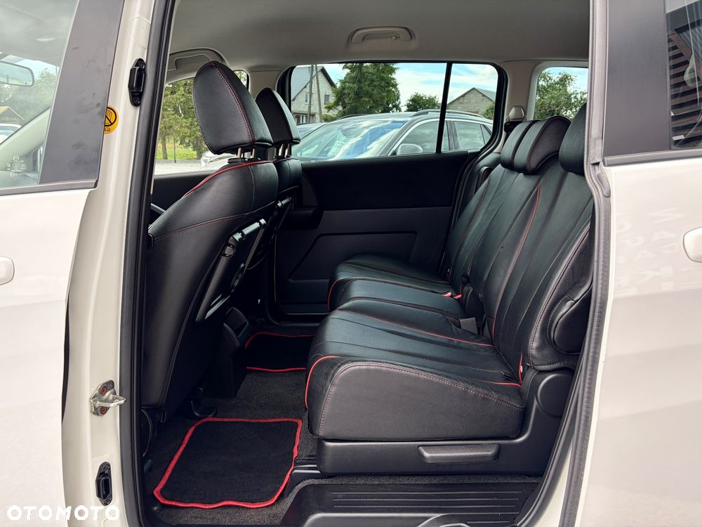 Mazda 5 1.6 CD Exclusive + - 15