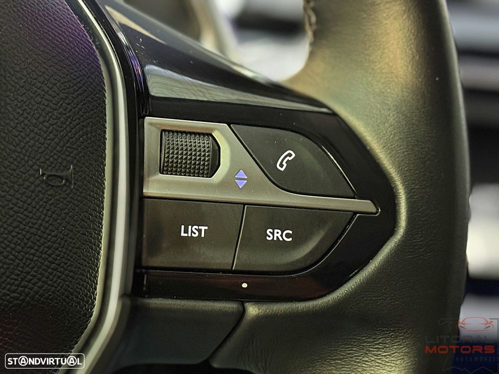 Peugeot 3008 1.2 PureTech Allure EAT6 - 25