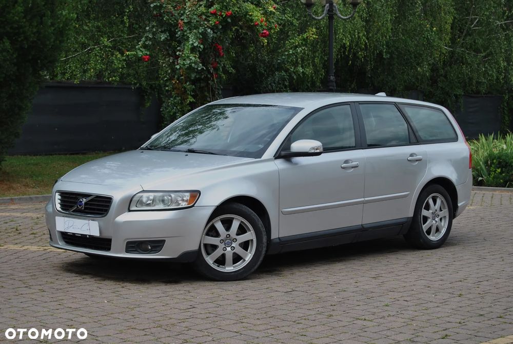 Volvo V50 - 1