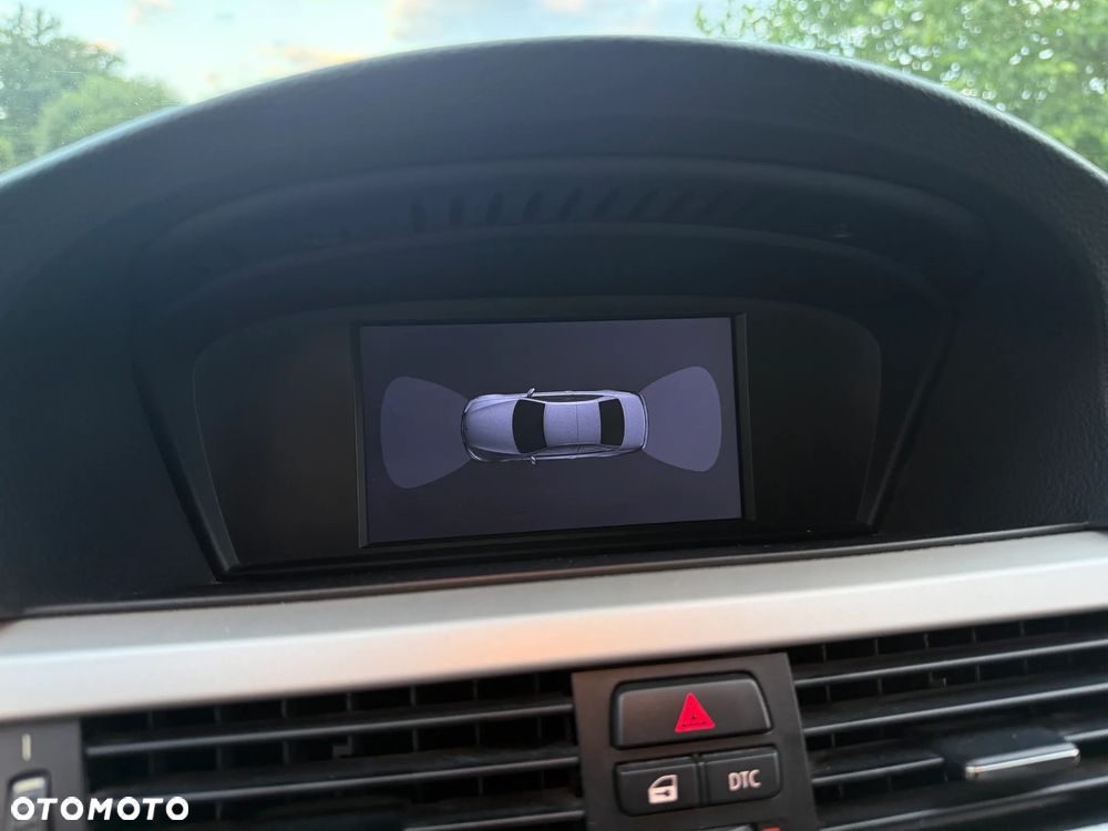 BMW Seria 3 320i Edition Exclusive - 23