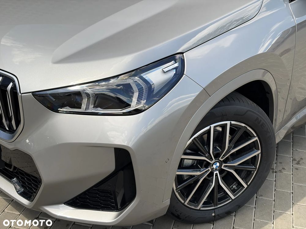 BMW X1 sDrive18i sport - 12