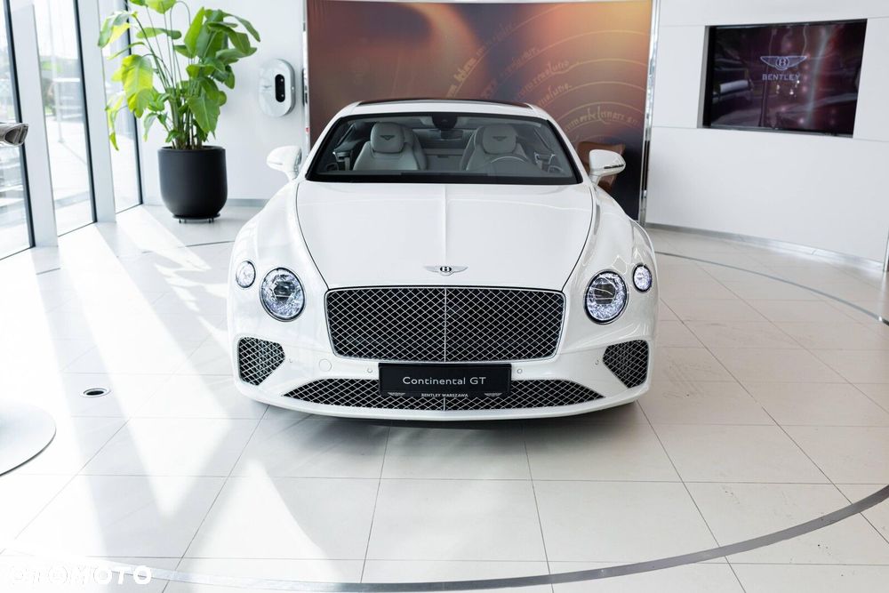 Bentley Continental GT - 10